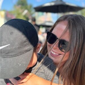 Meet your Posher, Ashley